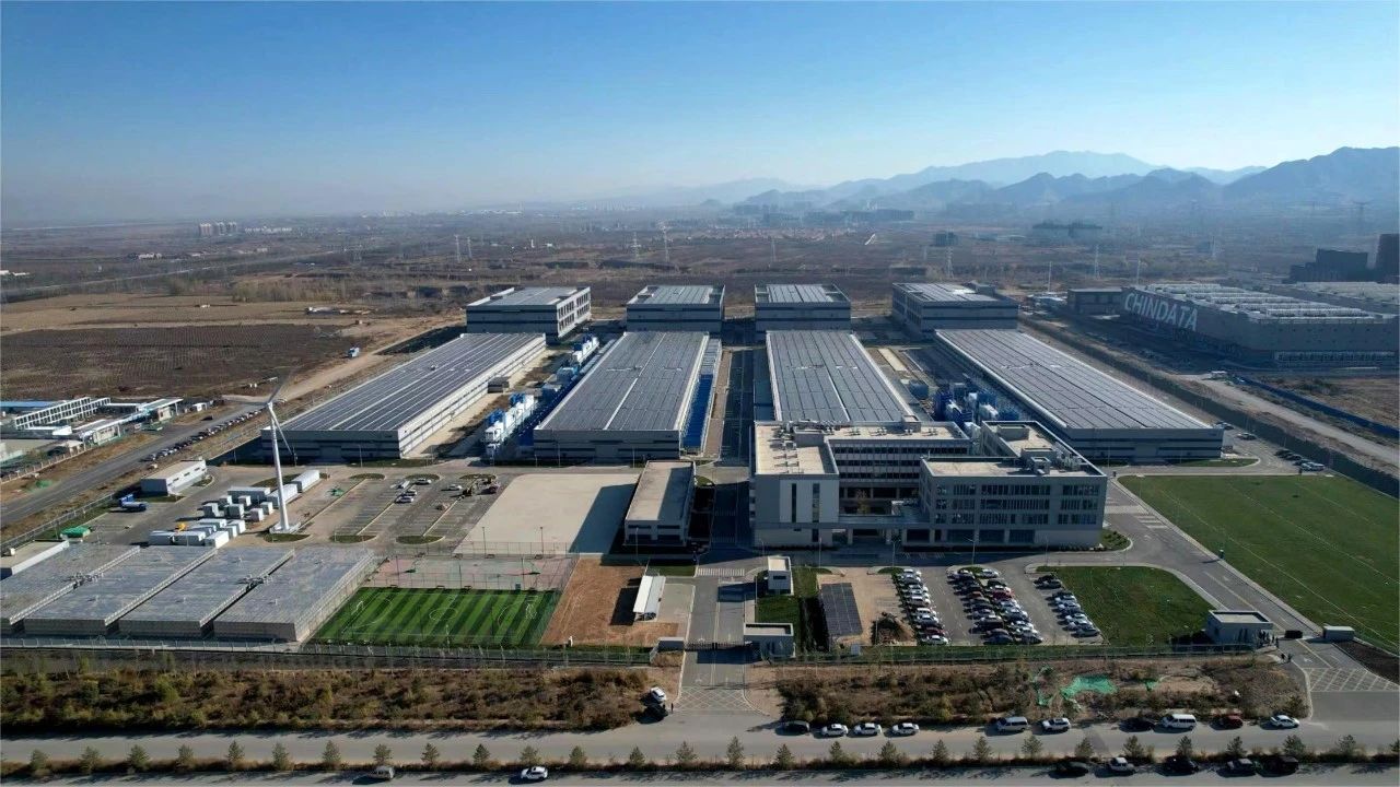 抖圈科技助力腾讯落地国内首个「风光储」一体化数据中心微电网